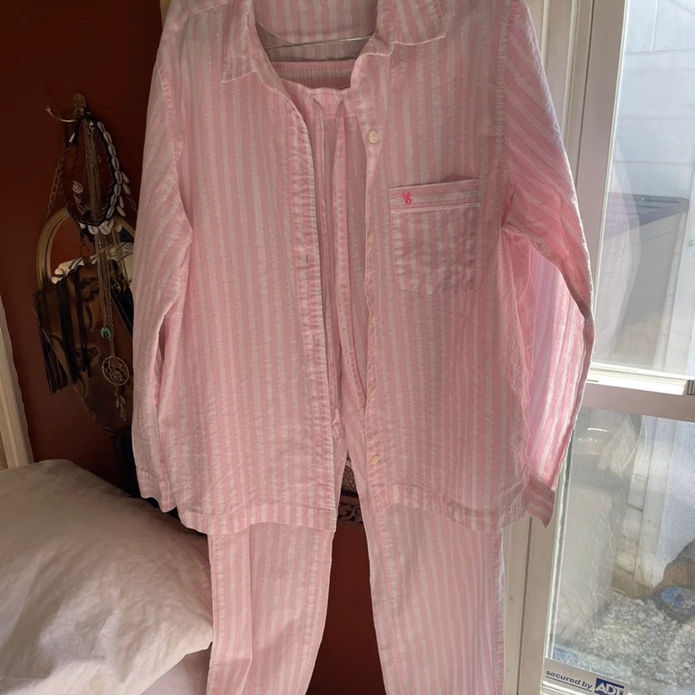 Victoria pj set size small